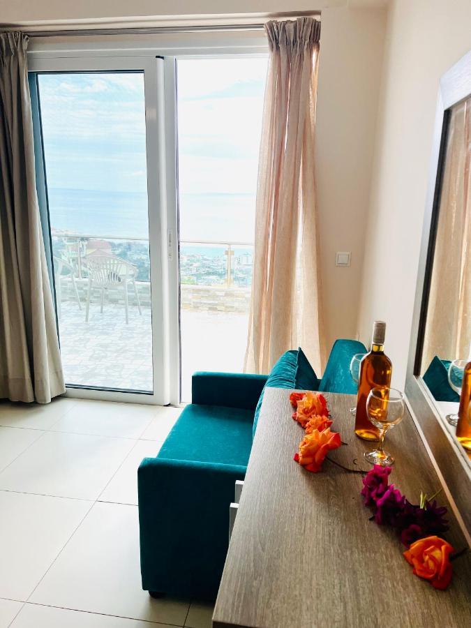 Mistral Inn Himare Eksteriør bilde