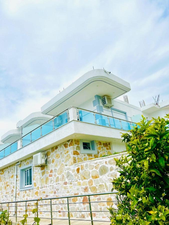 Mistral Inn Himare Eksteriør bilde