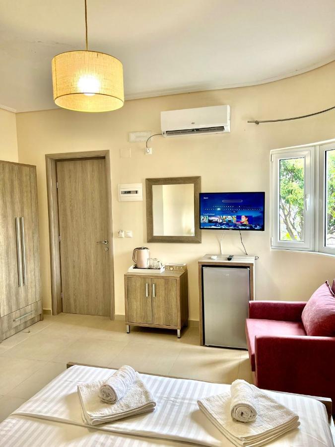 Mistral Inn Himare Eksteriør bilde